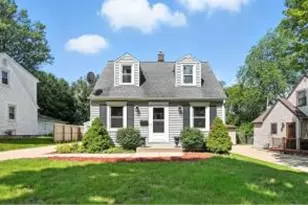 2909 S Orleans Ave, West Allis, WI 53227 - Photo 1