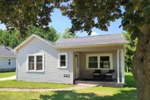 322 N 11th St, Oostburg, WI 53070 - Photo 1