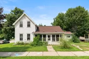 222 W Decker St, Viroqua, WI 54665 - Photo 1