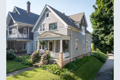 3043 S Superior St, Milwaukee, WI 53207 - Photo 1