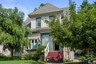 726 Madison St, Waukesha, WI 53188 - Photo 1