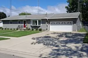 214 Hart St, Watertown, WI 53094 - Photo 1