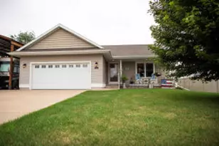 1141 Pinewood Ct, Sparta, WI 54656 - Photo 1