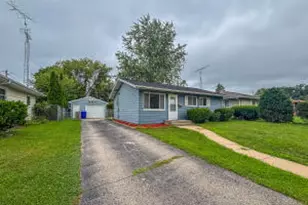 1917 84th St, Kenosha, WI 53143 - Photo 1