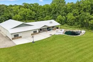 8431 Big Bend Rd, Racine, WI 53185 - Photo 1