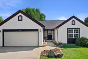 205 Shore Cir, Oconomowoc, WI 53066 - Photo 1