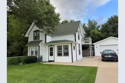 140 W Main St, Wales, WI 53183 - Photo 1