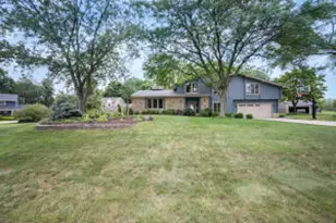 11825 W Waterford Ave, Greenfield, WI 53228 - Photo 1