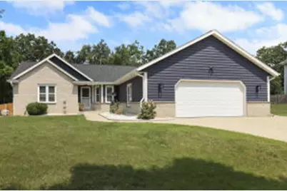 7742 W Lake Pointe Dr, Franklin, WI 53132 - Photo 1