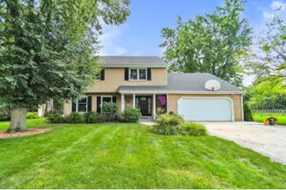 2611 W Hyacinth Ct, Mequon, WI 53092 - Photo 1