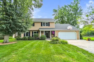 2611 W Hyacinth Ct, Mequon, WI 53092 - Photo 1