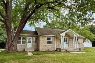 148 Wolf Dr, Dousman, WI 53118 - Photo 1