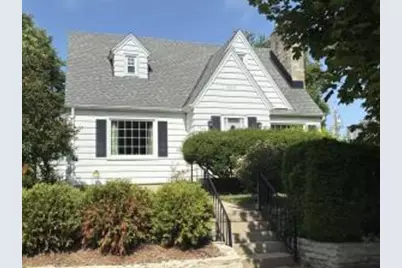 3225 S 39th St, Milwaukee, WI 53215 - Photo 1