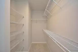 N53W19798 Kingair Dr, Menomonee Falls, WI 53051 - Photo 22