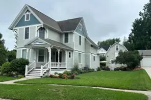 121 W Sullivan St, Ripon, WI 54971 - Photo 1