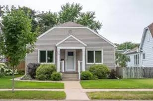 1210 20th St, La Crosse, WI 54601 - Photo 1