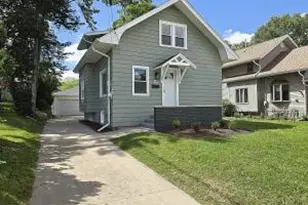 W168N9091 Garden Ave, Menomonee Falls, WI 53051 - Photo 1