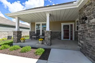 w174s7668 Park Cir, Muskego, WI 53150 - Photo 1