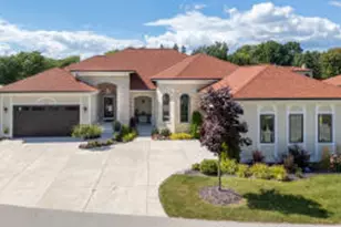 1640 Toscano Terrace, Oconomowoc, WI 53066 - Photo 1