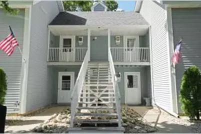 300  Foxwood Dr, Racine, WI 53185 - Photo 1