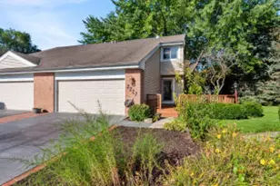 2227 E Excalibur Ct, Oak Creek, WI 53154 - Photo 1