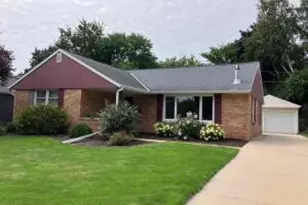 W62N321 Hanover Ave, Cedarburg, WI 53012 - Photo 1