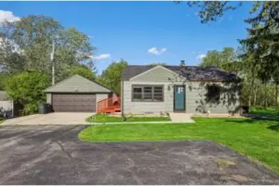 7218 S 51st St, Franklin, WI 53132 - Photo 1