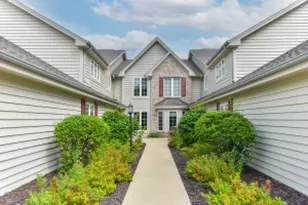 158 Westfield Way, Pewaukee, WI 53072 - Photo 1