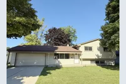 2222 N 28th St, Sheboygan, WI 53083 - Photo 1