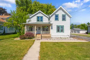 846 3rd St, Menasha, WI 54952 - Photo 1