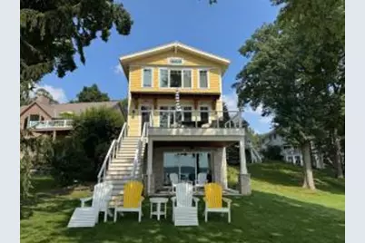 3321  Lake Dr, Delafield, WI 53029 - Photo 1