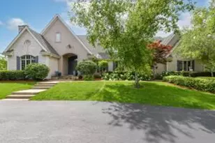 4025 W Stonefield Rd, Mequon, WI 53092 - Photo 1