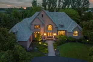 10625 N Pine Ridge Dr, Mequon, WI 53092 - Photo 1