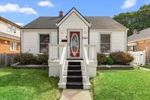 2041 Howe St, Racine, WI 53403 - Photo 1