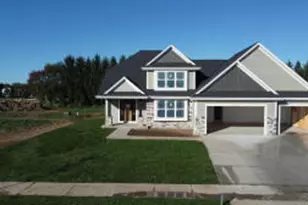 W247N7543 Overland Rd, Sussex, WI 53089 - Photo 1