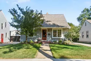 4766 N Idlewild Ave, Whitefish Bay, WI 53211 - Photo 1