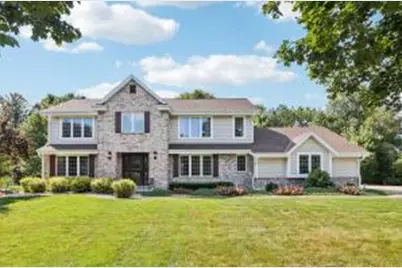 W249S6145  Deerfield Cir, Waukesha, WI 53189 - Photo 1