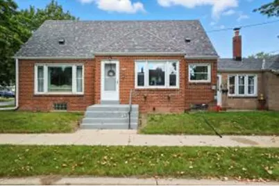 8226 W Arthur Ave, West Allis, WI 53219 - Photo 1