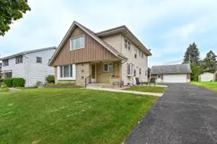 9006 W Tripoli Ave, Milwaukee, WI 53228 - Photo 1