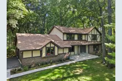 W263N7064  Thousand Oaks Dr, Lisbon, WI 53089 - Photo 1