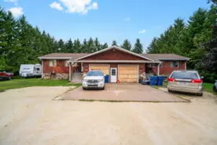 296 Connie Dr, Newburg, WI 53090 - Photo 1