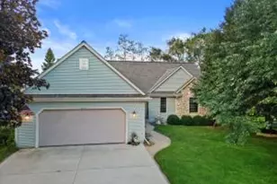 1137 Spruce St, West Bend, WI 53090 - Photo 1