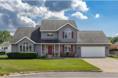 902  Susan Pl, Campbell, WI 54603 - Photo 1