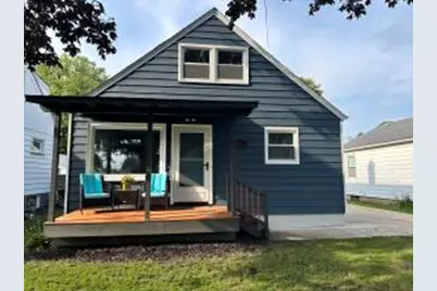 1218  Kenilworth Ave, Racine, WI 53403 - Photo 1