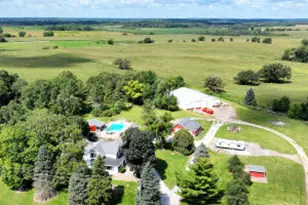 5538 Honey Creek Rd, Racine, WI 53120 - Photo 1