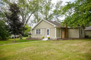 225 Park Ave, Twin Lakes, WI 53181 - Photo 1