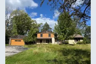 114 W Mequon Rd, Mequon, WI 53092 - Photo 1