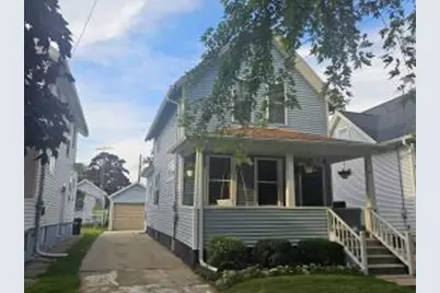 614  Huron St, Manitowoc, WI 54220 - Photo 1