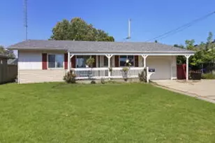 1912 85th St, Kenosha, WI 53143 - Photo 1