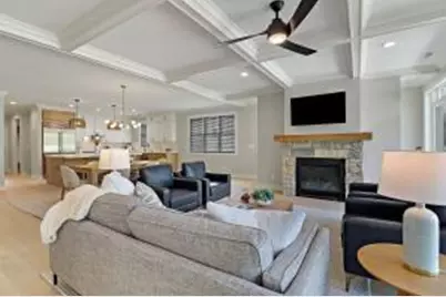 563  Mill St, Fontana, WI 53125 - Photo 1